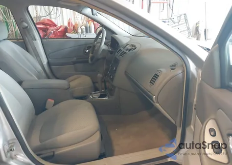 2007 Chevrolet Malibu Ls from USA, damaged, VIN 1G1ZS58F67F111241